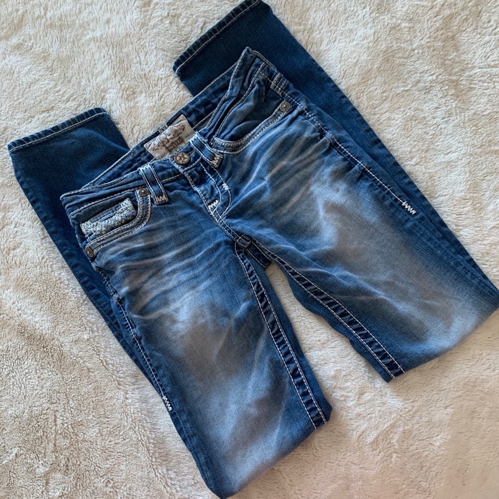 regular cut jeans